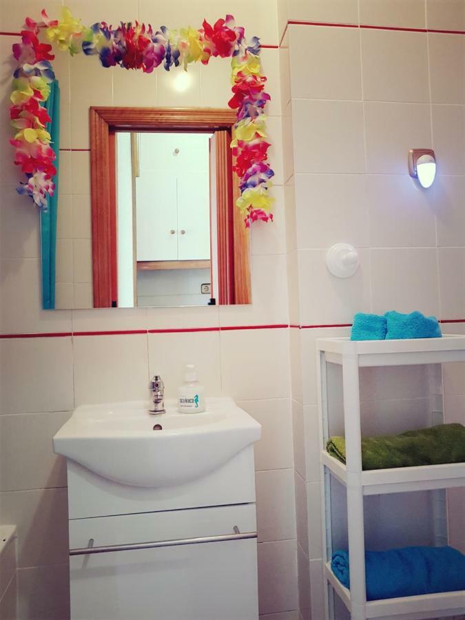 Cosy Studio Apartment In Torrevieja Bagian luar foto